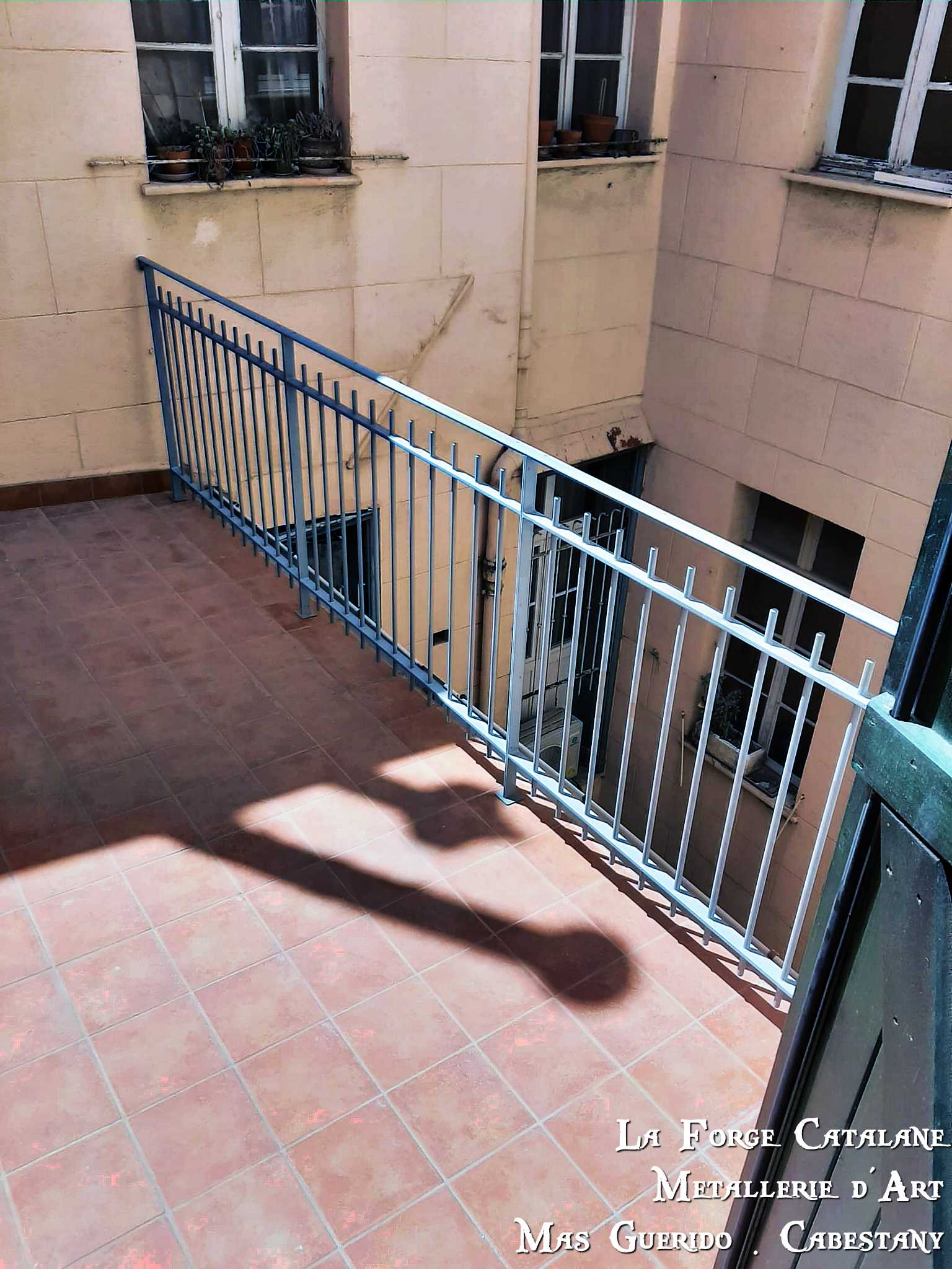 garde corps  barreaudage droit rond forge catalane.jpg